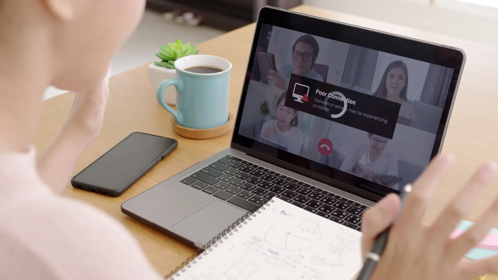 Videomøte over bredbånd på hjemmekontor